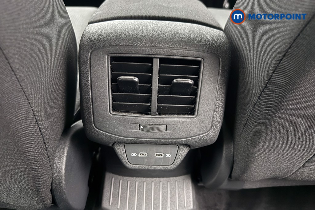 Volkswagen T-Roc Life Manual Petrol SUV - Stock Number (1669212) - 20th supplementary image