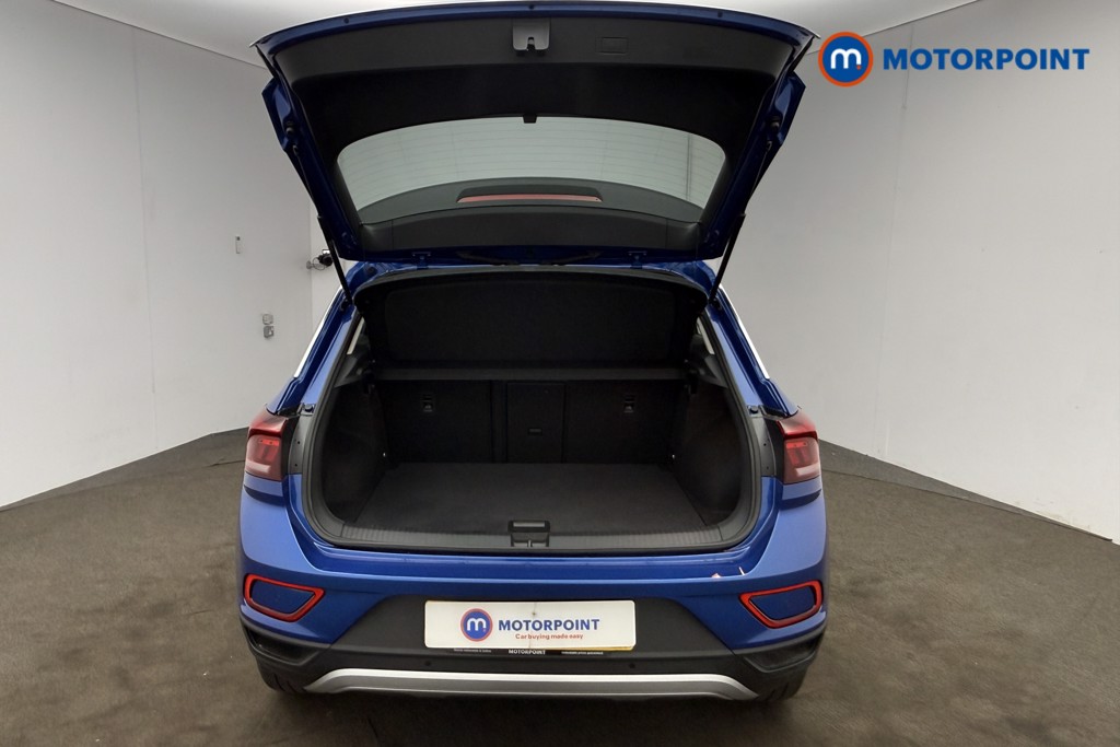 Volkswagen T-Roc Life Manual Petrol SUV - Stock Number (1669212) - 21st supplementary image