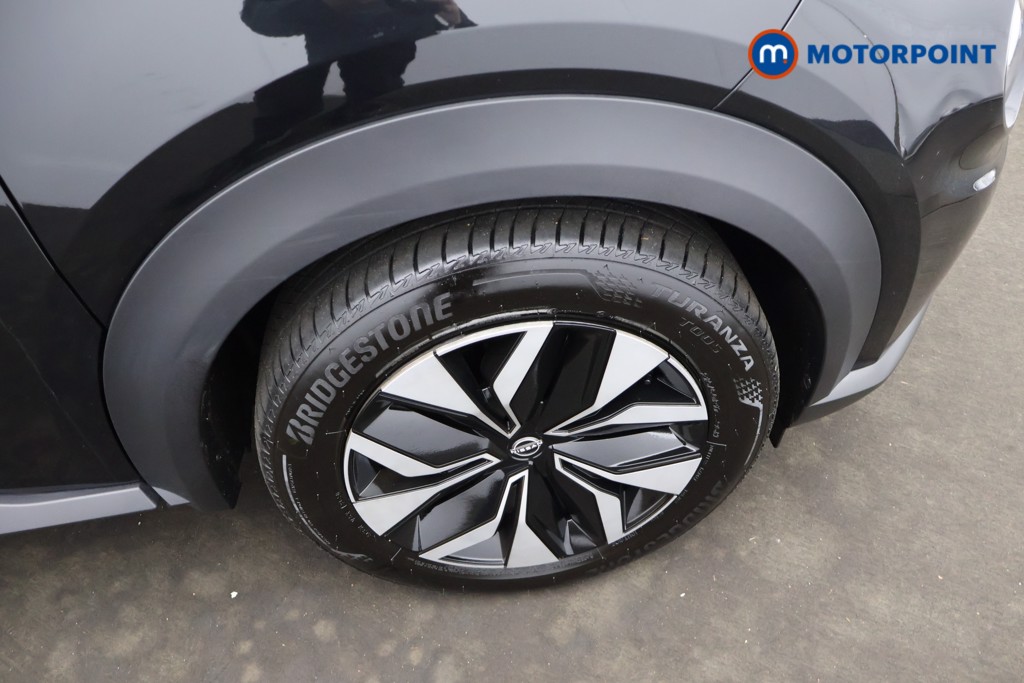 Nissan Juke Acenta Premium Manual Petrol SUV - Stock Number (1669216) - 4th supplementary image