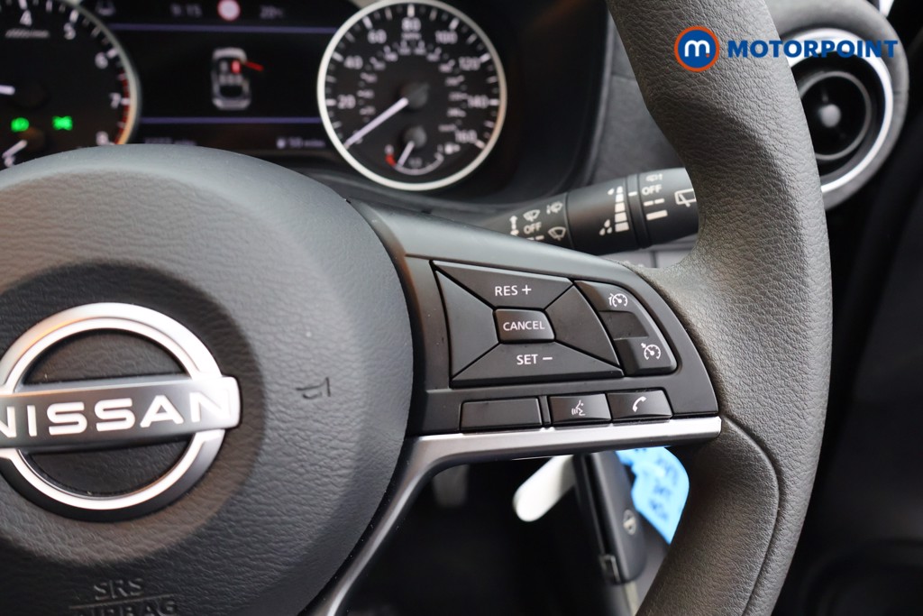 Nissan Juke Acenta Premium Manual Petrol SUV - Stock Number (1669216) - 7th supplementary image