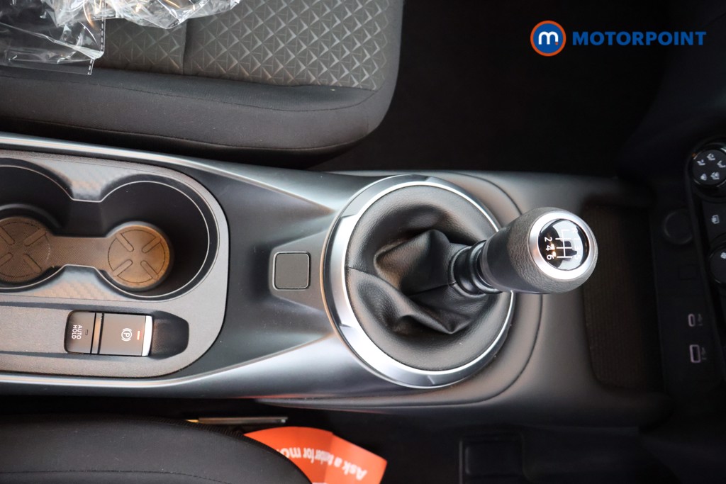 Nissan Juke Acenta Premium Manual Petrol SUV - Stock Number (1669216) - 13th supplementary image