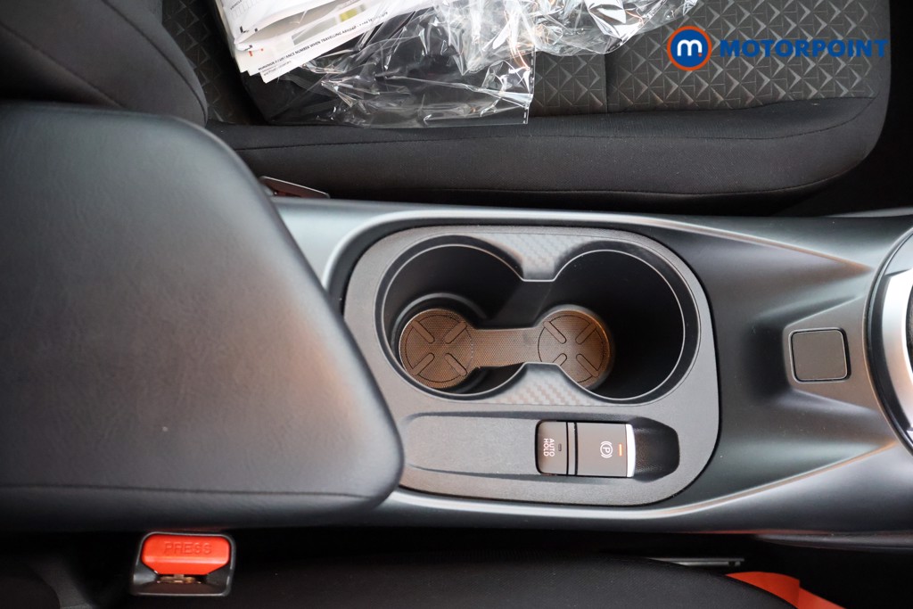 Nissan Juke Acenta Premium Manual Petrol SUV - Stock Number (1669216) - 14th supplementary image