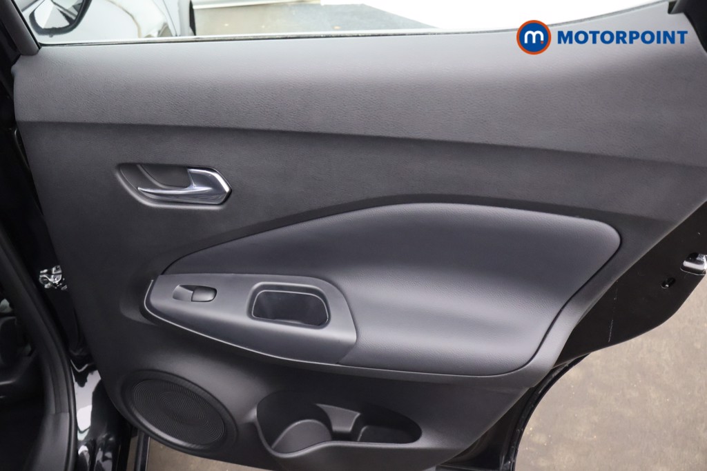 Nissan Juke Acenta Premium Manual Petrol SUV - Stock Number (1669216) - 22nd supplementary image