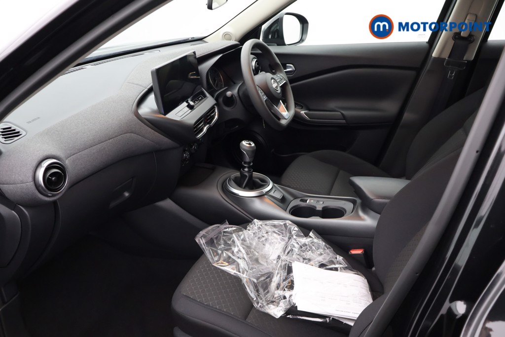 Nissan Juke Acenta Premium Manual Petrol SUV - Stock Number (1669216) - 29th supplementary image