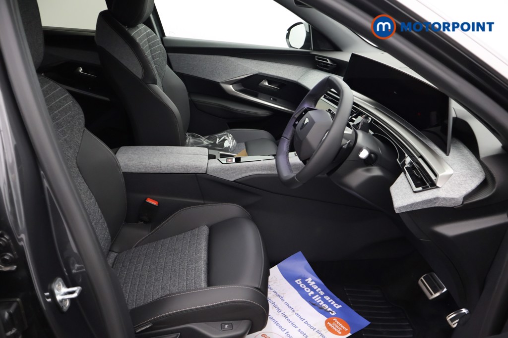 Peugeot 5008 Allure Premium Automatic Petrol SUV - Stock Number (1669332) - 23rd supplementary image