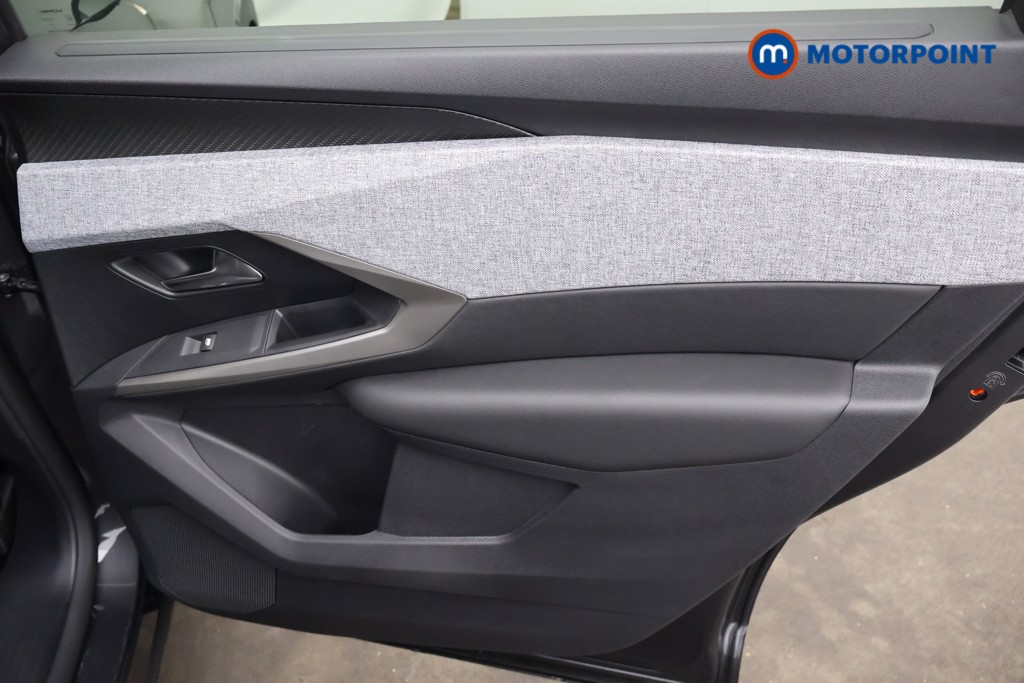 Peugeot 5008 Allure Premium Automatic Petrol SUV - Stock Number (1669332) - 24th supplementary image