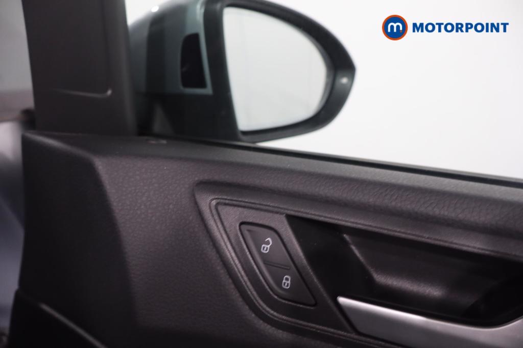 Volkswagen Touran Match Manual Petrol People Carrier - Stock Number (1669381) - 12th supplementary image