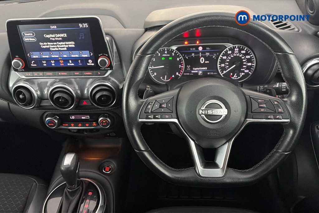 Nissan Juke N-Connecta Automatic Petrol SUV - Stock Number (1669382) - 2nd supplementary image