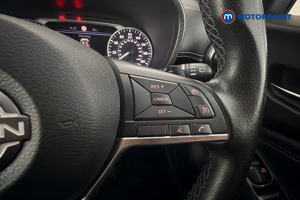 Nissan Juke N-Connecta Automatic Petrol SUV - Stock Number (1669382) - 4th supplementary image