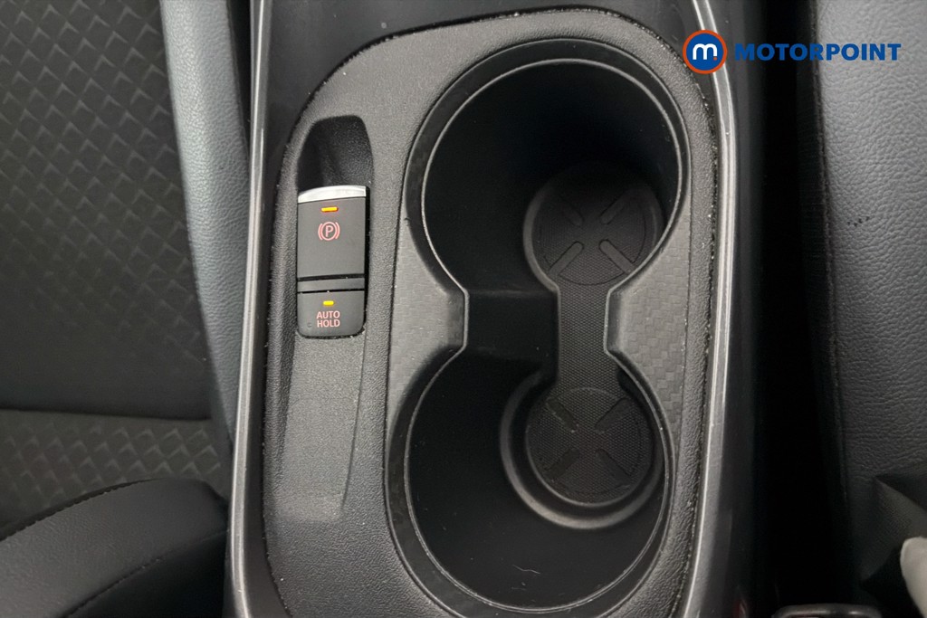 Nissan Juke N-Connecta Automatic Petrol SUV - Stock Number (1669382) - 16th supplementary image