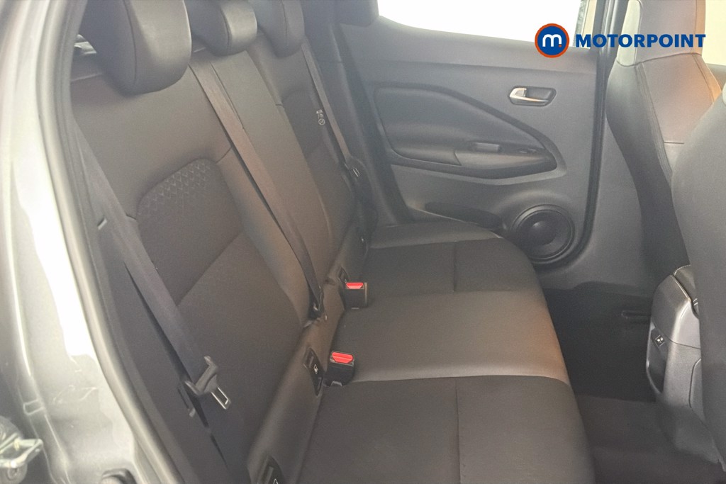 Nissan Juke N-Connecta Automatic Petrol SUV - Stock Number (1669382) - 28th supplementary image