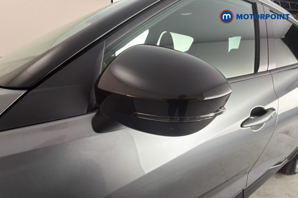 Nissan Juke N-Connecta Automatic Petrol SUV - Stock Number (1669382) - 43rd supplementary image