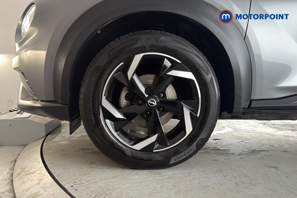 Nissan Juke N-Connecta Automatic Petrol SUV - Stock Number (1669382) - 47th supplementary image
