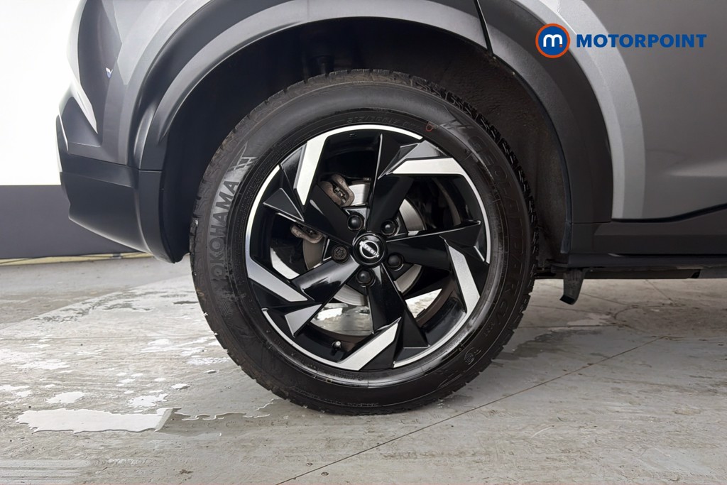Nissan Juke N-Connecta Automatic Petrol SUV - Stock Number (1669382) - 49th supplementary image