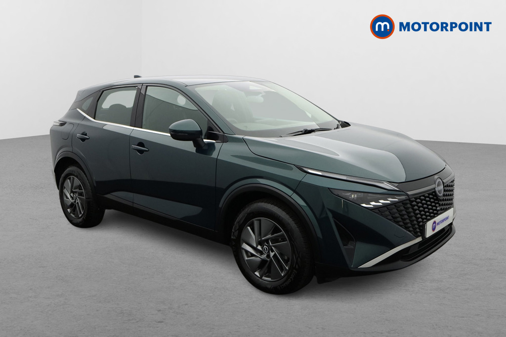 Nissan Qashqai listing photo
