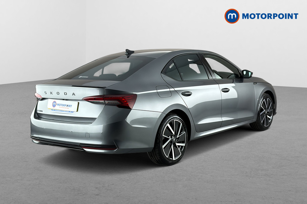 Skoda Octavia Sportline Automatic Diesel Hatchback - Stock Number (1669534) - Passenger side rear corner