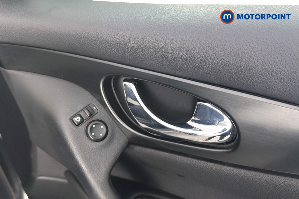 Nissan Qashqai N-Tec Automatic Petrol SUV - Stock Number (1669720) - 42nd supplementary image