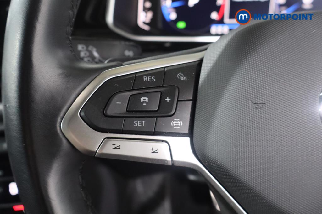 Volkswagen T-Roc R-Line Automatic Petrol SUV - Stock Number (1670087) - 6th supplementary image