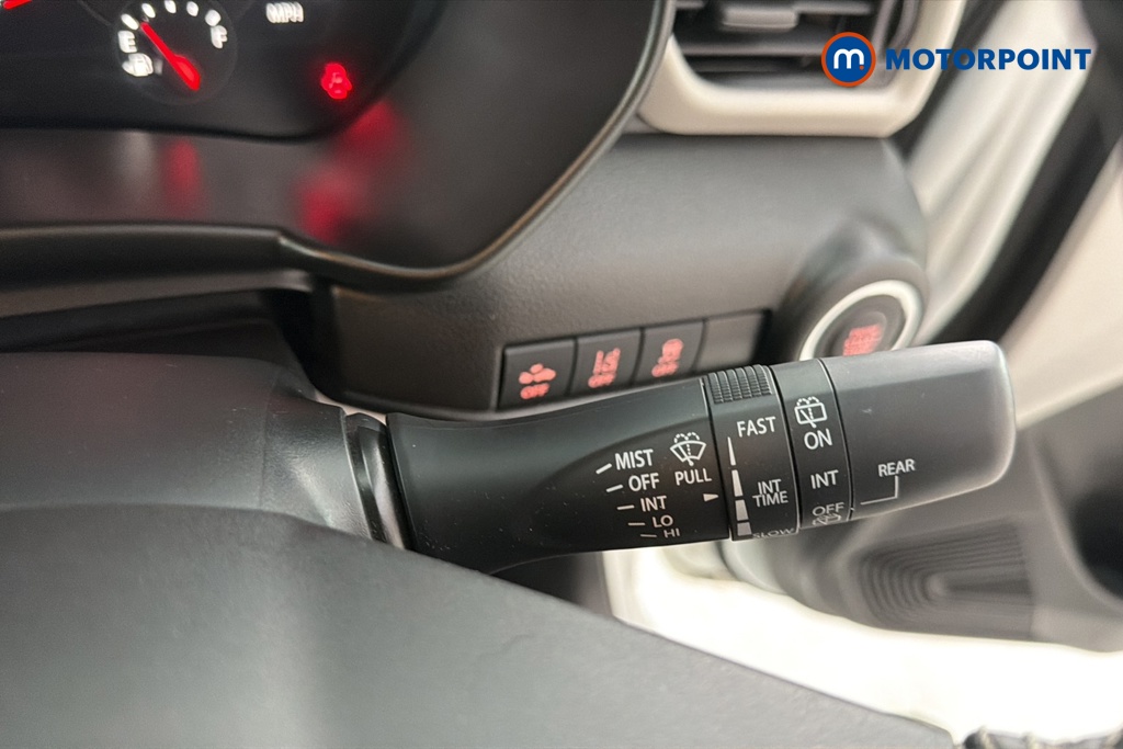 Suzuki Swift Motion Automatic Petrol Hatchback - Stock Number (1670117) - 6th supplementary image