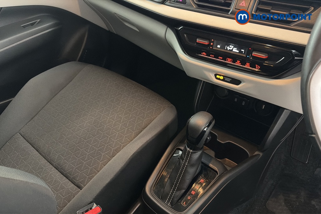 Suzuki Swift Motion Automatic Petrol Hatchback - Stock Number (1670117) - 15th supplementary image