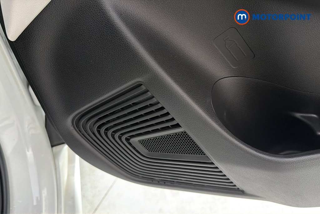Suzuki Swift Motion Automatic Petrol Hatchback - Stock Number (1670117) - 21st supplementary image