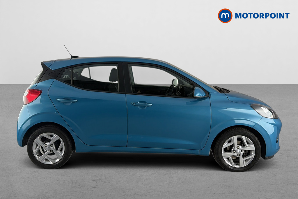 Hyundai I10 Se Connect Automatic Petrol Hatchback - Stock Number (1670716) - Passenger side