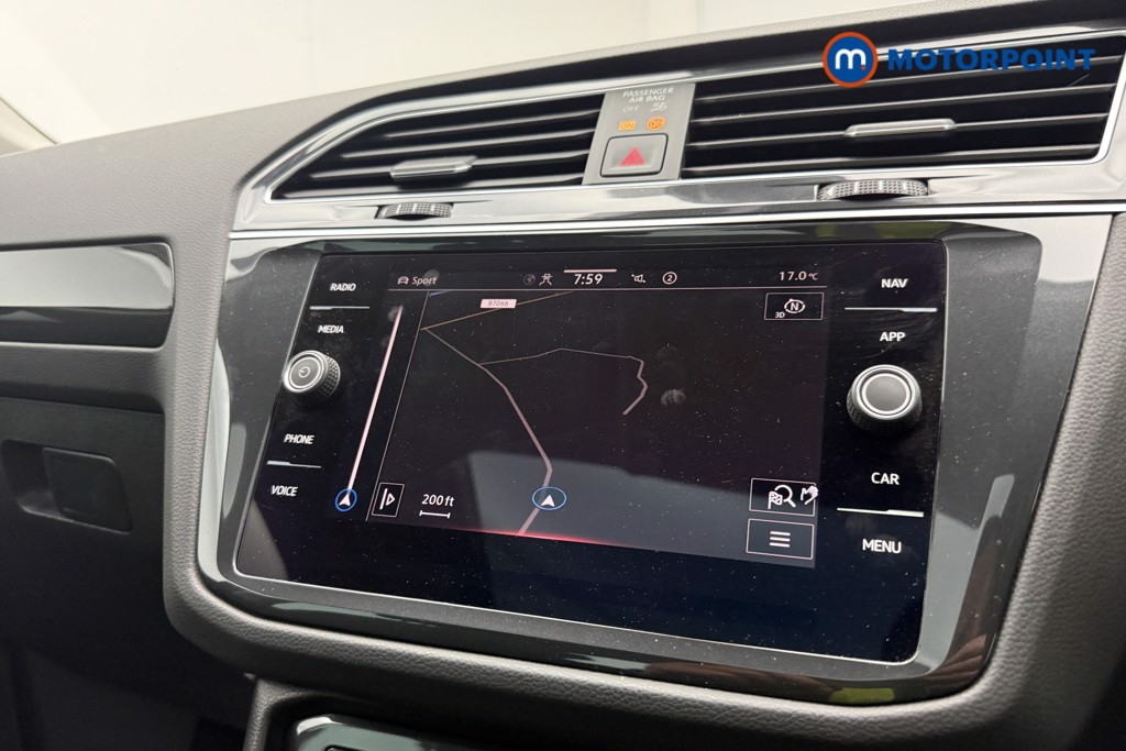 Volkswagen Tiguan Elegance Automatic Petrol SUV - Stock Number (1670722) - 12th supplementary image