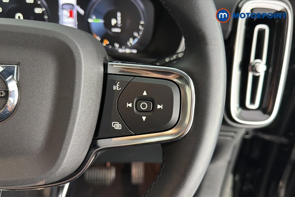 Volvo Xc40 Plus Automatic Petrol Plug-In Hybrid SUV - Stock Number (1670731) - 3rd supplementary image
