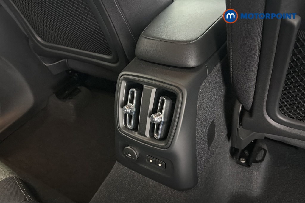 Volvo Xc40 Plus Automatic Petrol Plug-In Hybrid SUV - Stock Number (1670731) - 28th supplementary image