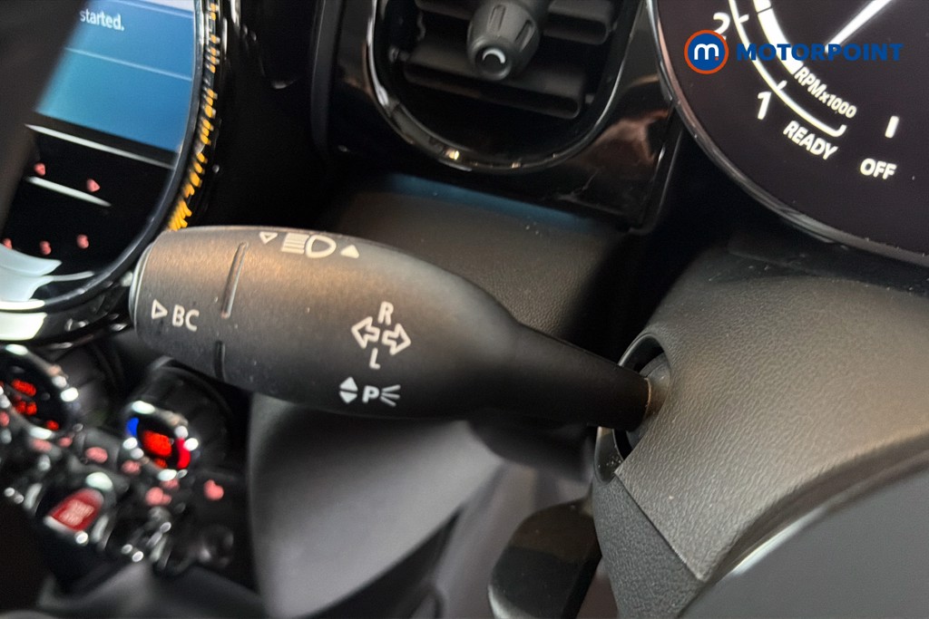 Mini Hatchback Cooper Classic Automatic Petrol Hatchback - Stock Number (1670922) - 6th supplementary image