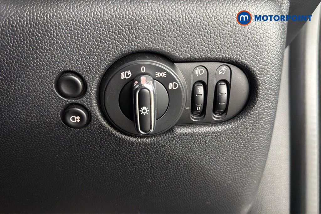 Mini Hatchback Cooper Classic Automatic Petrol Hatchback - Stock Number (1670922) - 18th supplementary image