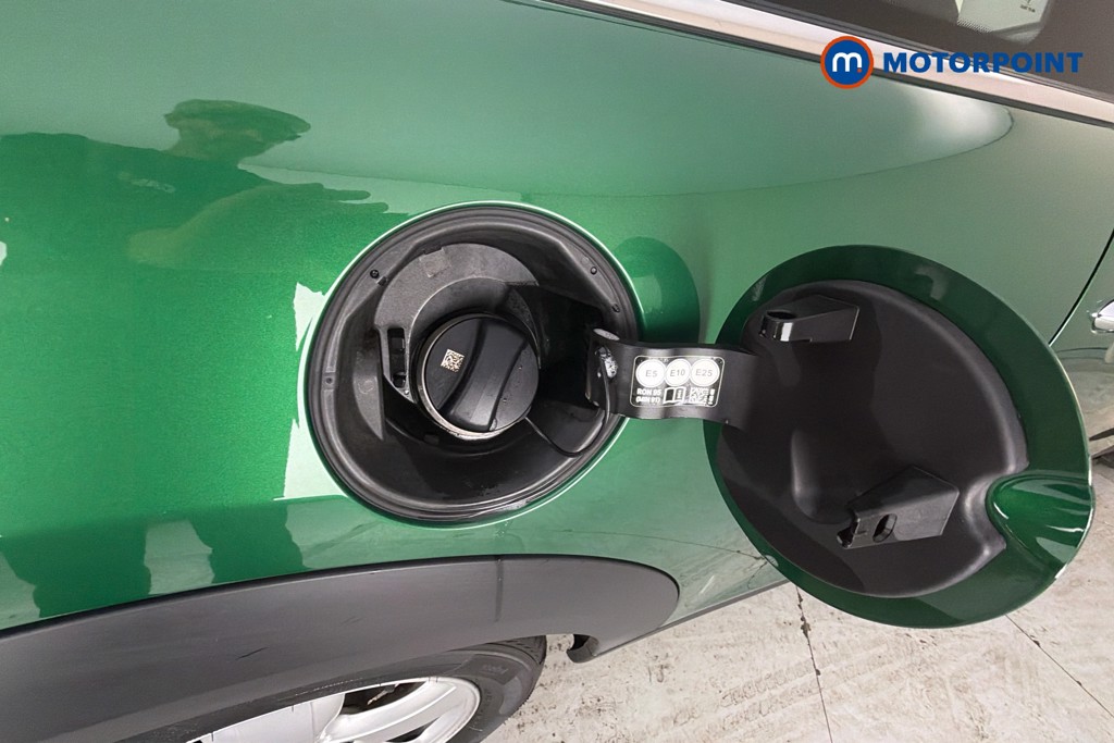 Mini Hatchback Cooper Classic Automatic Petrol Hatchback - Stock Number (1670922) - 41st supplementary image