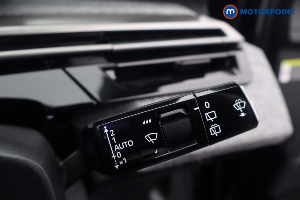 Peugeot 5008 Allure Premium Automatic Petrol SUV - Stock Number (1670932) - 7th supplementary image