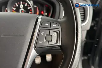 Volvo V40 R Design Edition Manual Petrol Hatchback - Stock Number (1671009) - 3rd supplementary image