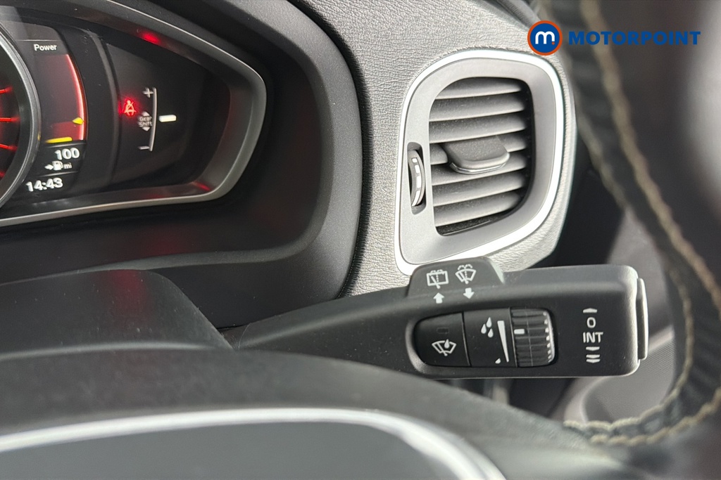 Volvo V40 R Design Edition Manual Petrol Hatchback - Stock Number (1671009) - 6th supplementary image