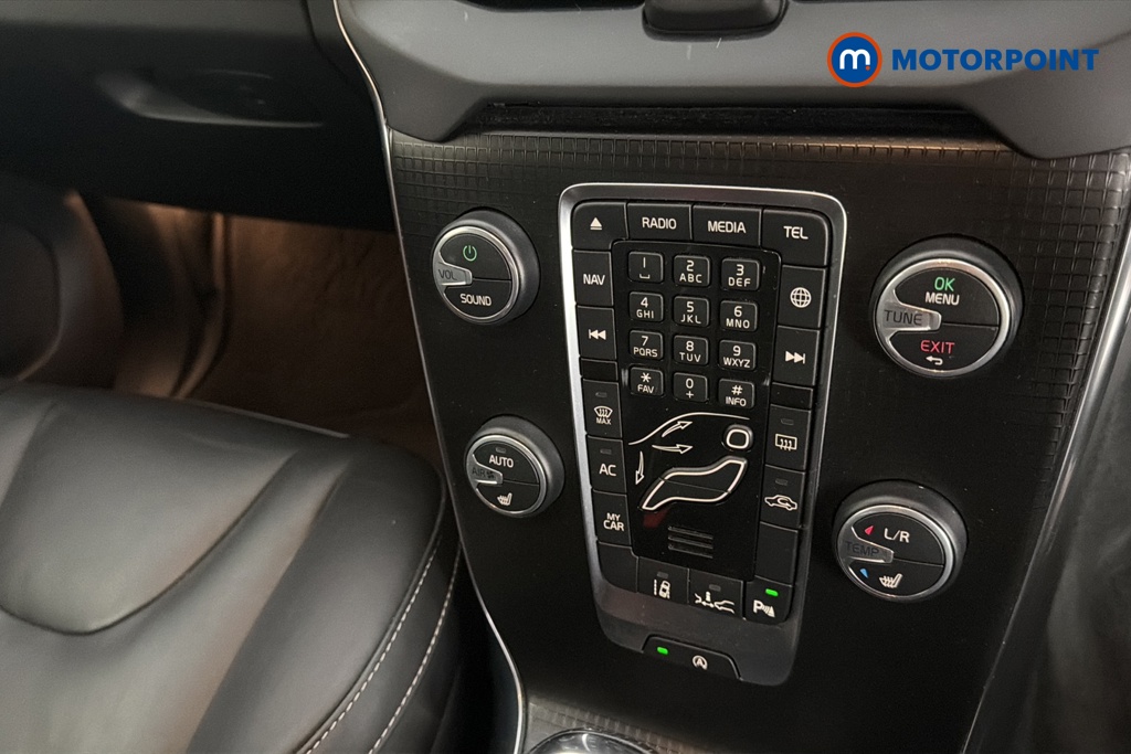 Volvo V40 R Design Edition Manual Petrol Hatchback - Stock Number (1671009) - 12th supplementary image