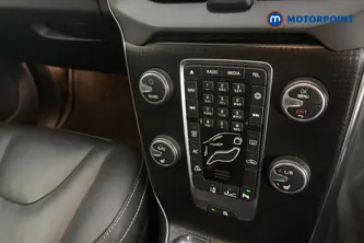 Volvo V40 R Design Edition Manual Petrol Hatchback - Stock Number (1671009) - 12th supplementary image
