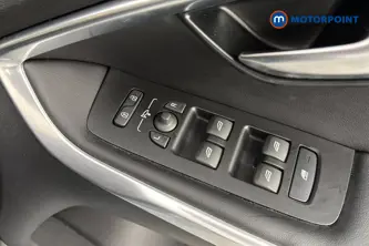 Volvo V40 R Design Edition Manual Petrol Hatchback - Stock Number (1671009) - 19th supplementary image