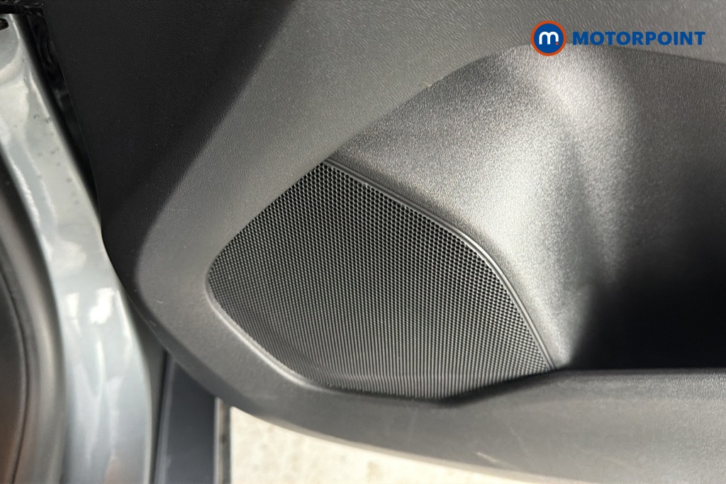 Volvo V40 R Design Edition Manual Petrol Hatchback - Stock Number (1671009) - 21st supplementary image