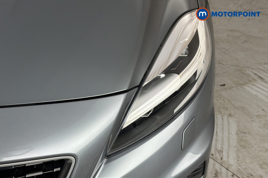 Volvo V40 R Design Edition Manual Petrol Hatchback - Stock Number (1671009) - 42nd supplementary image