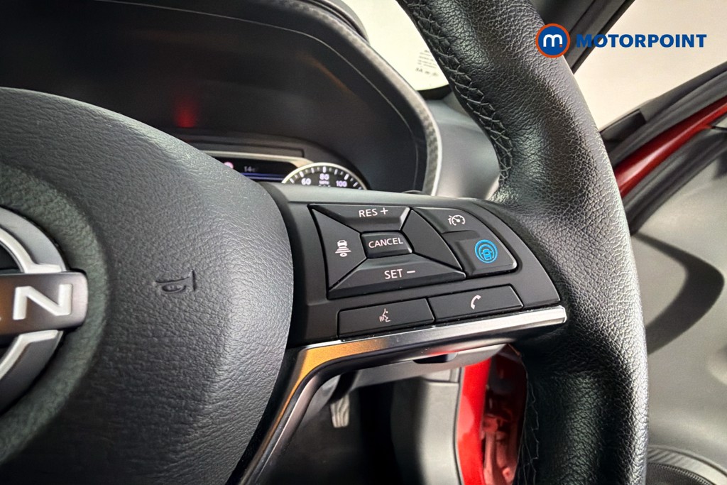 Nissan Juke Tekna Automatic Petrol SUV - Stock Number (1671243) - 4th supplementary image