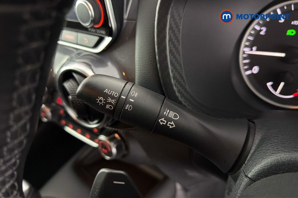 Nissan Juke Tekna Automatic Petrol SUV - Stock Number (1671243) - 6th supplementary image