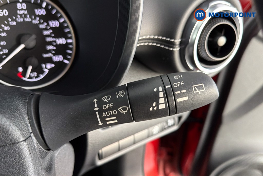 Nissan Juke Tekna Automatic Petrol SUV - Stock Number (1671243) - 7th supplementary image