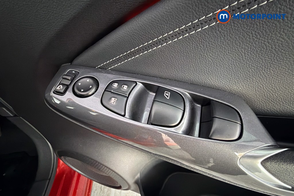 Nissan Juke Tekna Automatic Petrol SUV - Stock Number (1671243) - 20th supplementary image