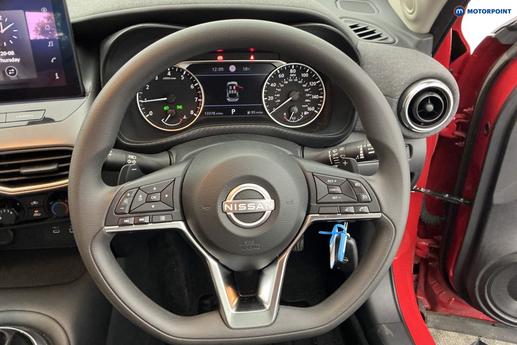 Nissan Juke Acenta Premium Automatic Petrol SUV - Stock Number (1671249) - 6th supplementary image