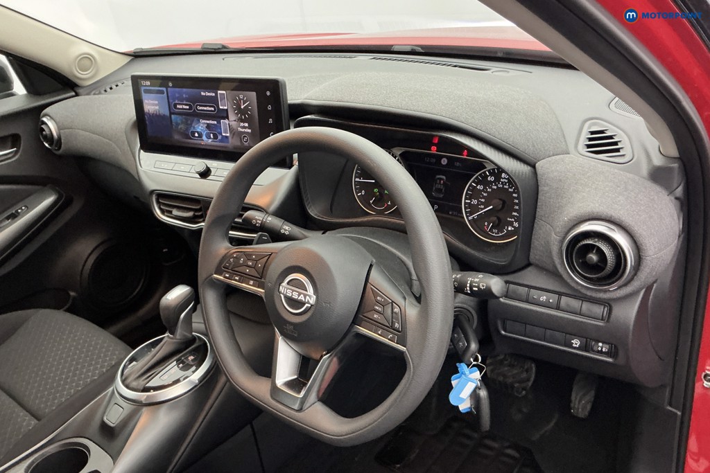 Nissan Juke Acenta Premium Automatic Petrol SUV - Stock Number (1671249) - 8th supplementary image