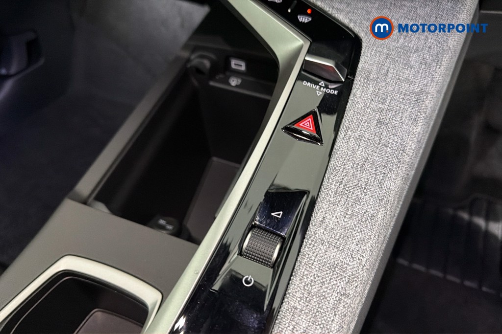 Peugeot 5008 Allure Premium Automatic Petrol SUV - Stock Number (1671417) - 17th supplementary image
