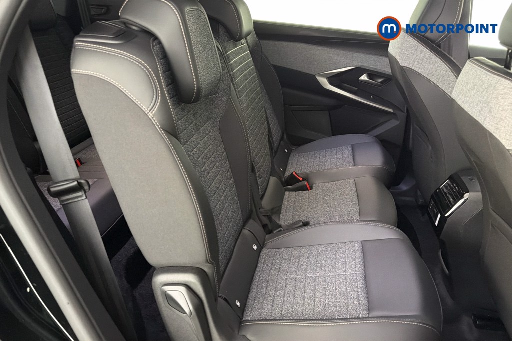 Peugeot 5008 Allure Premium Automatic Petrol SUV - Stock Number (1671417) - 23rd supplementary image