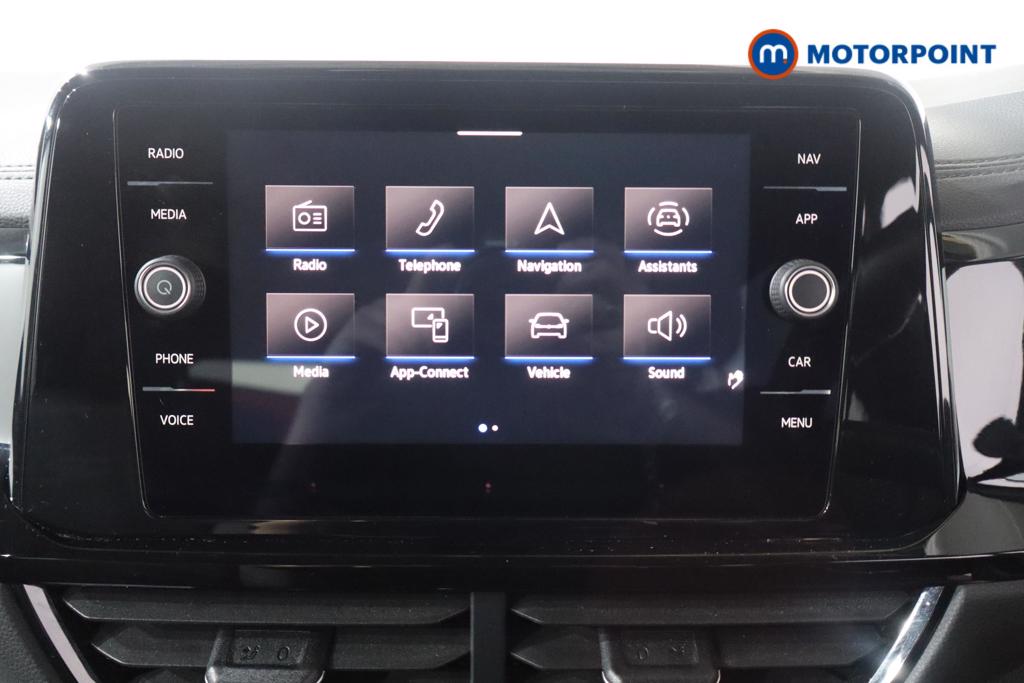 Volkswagen T-Roc R-Line Manual Petrol SUV - Stock Number (1671576) - 2nd supplementary image