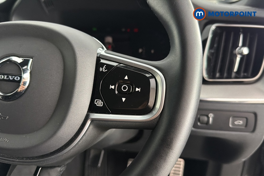 Volvo Xc60 R Design Automatic Petrol SUV - Stock Number (1671712) - 3rd supplementary image